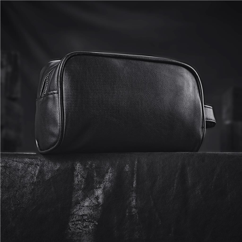 Alex Varga Claska Toiletry Bag - Image 2