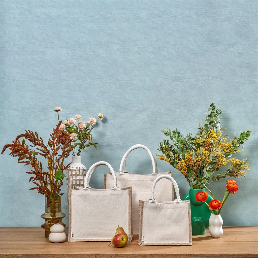 Okiyo Chinsai Mini Jute & Cotton Gift Bag - Image 6